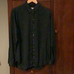 Everlane black linen shirt